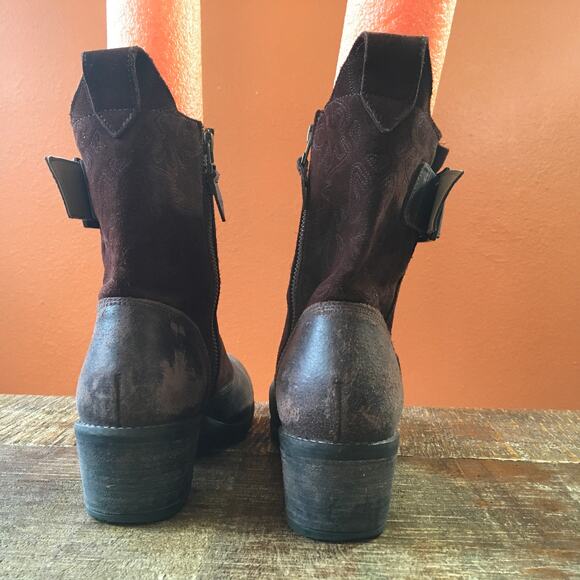 Olukai Kaiulani Boots Womens 9 Brown Suede Waxed Leather Boho Buckle Distressed - Picture 5 of 10